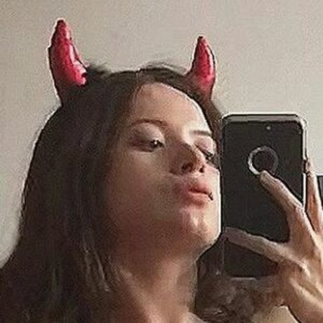 Anamichelleh star hot picture