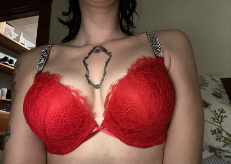 thick girls onlyfans erotic galleries