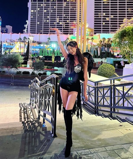 NoHaileeNo model nude img