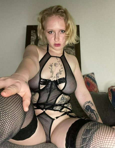 yui tyan pornstar adult photos