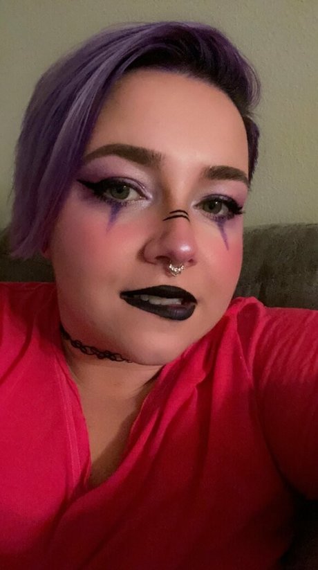 unsupervised housewife model sex photo