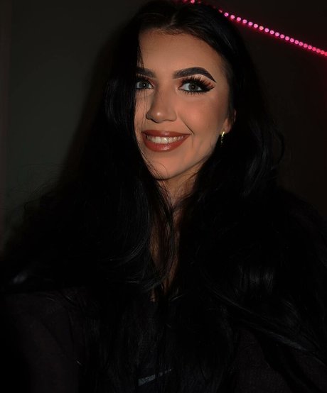 ASMR Cailin model exclusive archive