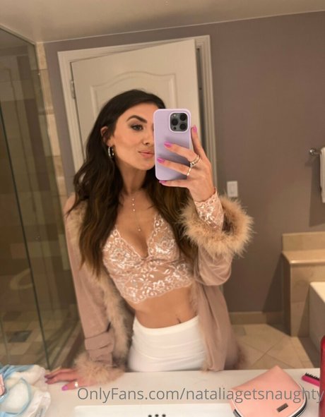 nataliagetsnaughty high quality model pic