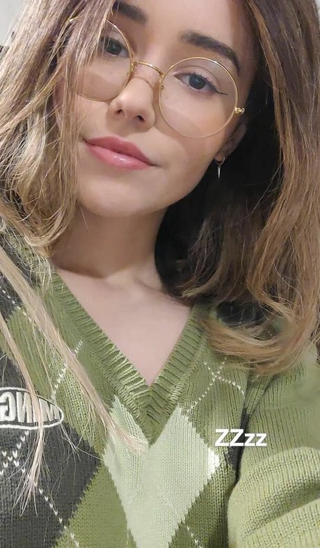 Catplant ASMR star adult img