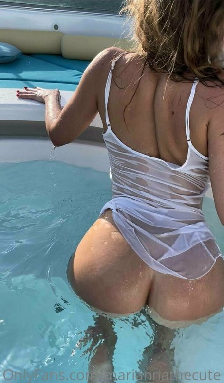 mariannathecute model pornographic picture