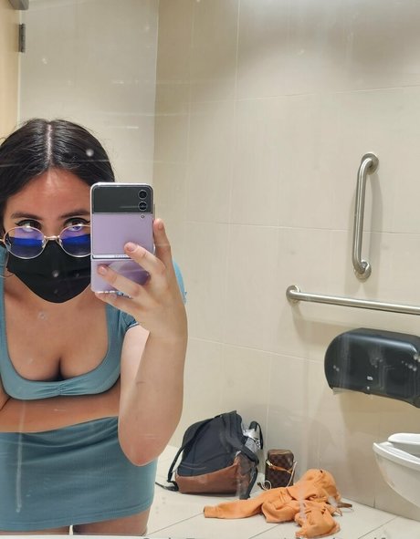 asian mom onlyfans perfect picture