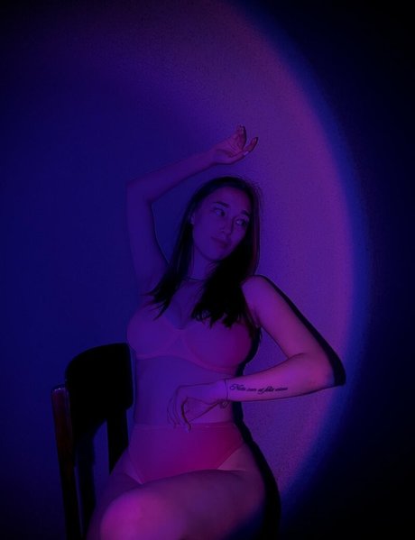 saintly babyy nudes actress pic