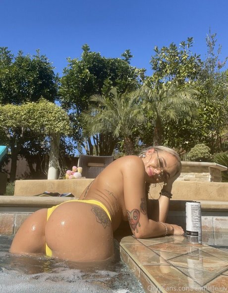 camillleluv pornstar naked pictures