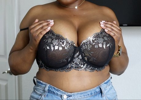 lingerieloungefree naked star pictures