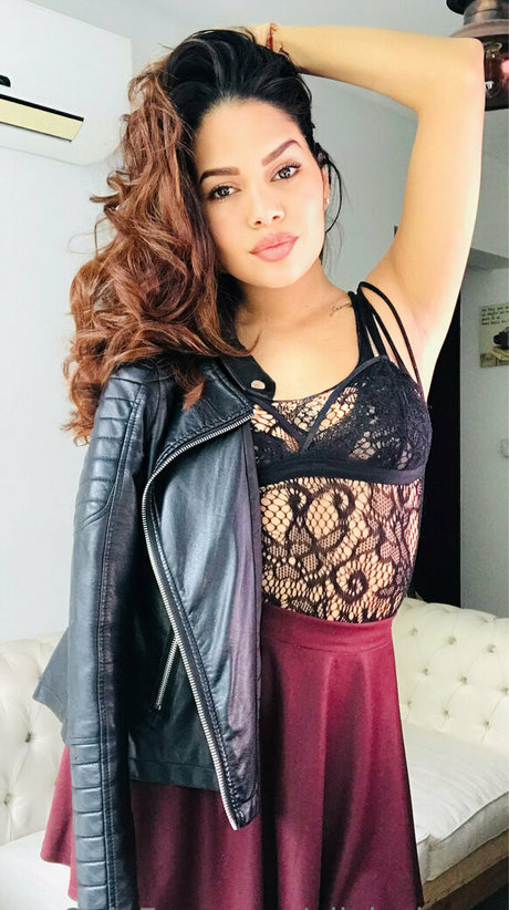 sofia jones2 erotic star pic