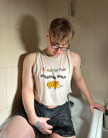 sweeetbooyy star erotic image