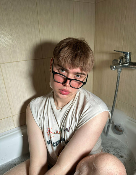 sweeetbooyy porn star pictures