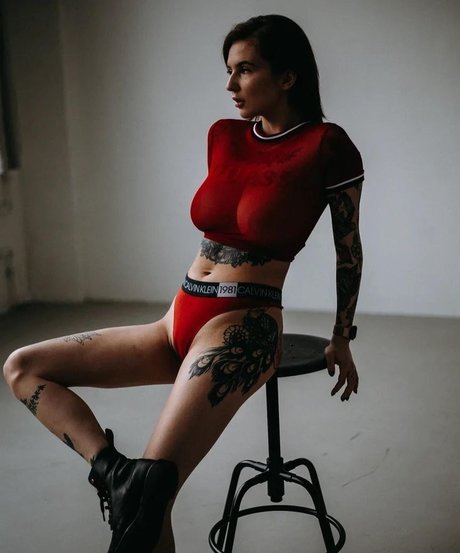 alyyyfabulous hd actress pic