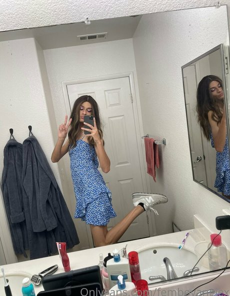 laneandangie naked star archive