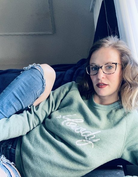 ass spread onlyfans hot xxx pics