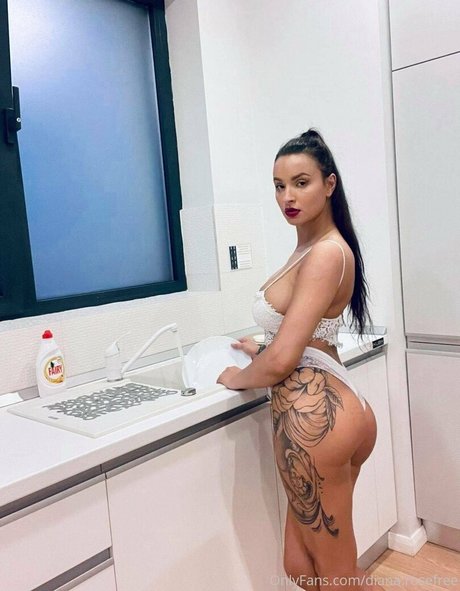 diana rosefree hot star image