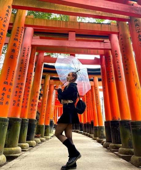 Fasffy Mega Dump art model galleries