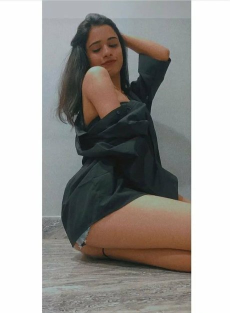 Sakshi Patil exclusive model picture