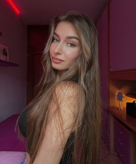 blonde deepthroat onlyfans beautiful naked photo