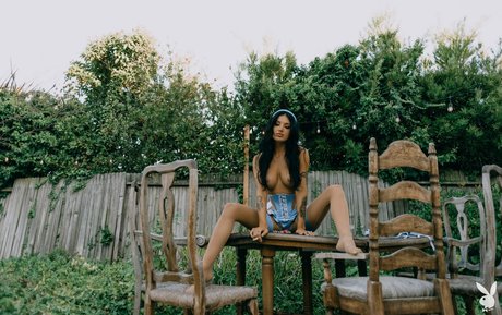 Riley Riviera adult actress archive