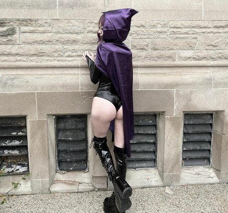 XiiRot model pretty image