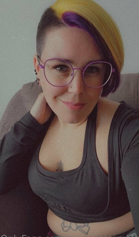 sexy unicorn free model high quality pic