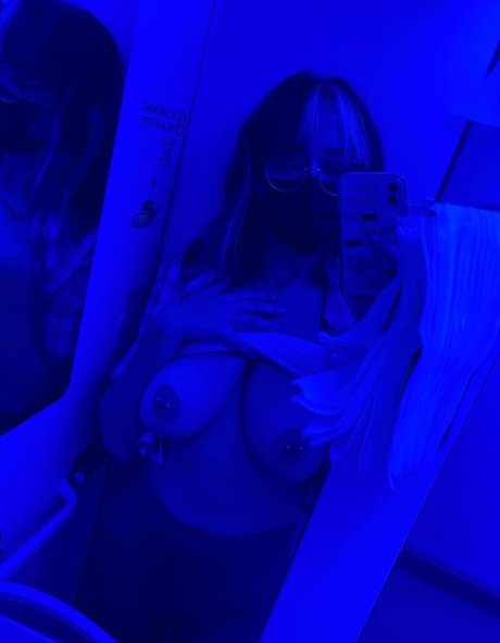 SabrinaNichole high quality star image