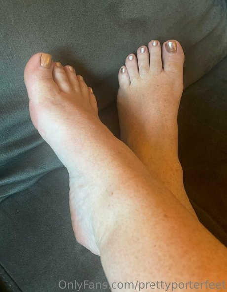 prettyporterfeet model porn gallery