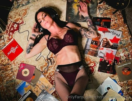 christinealexisxxx pornstar erotic pictures