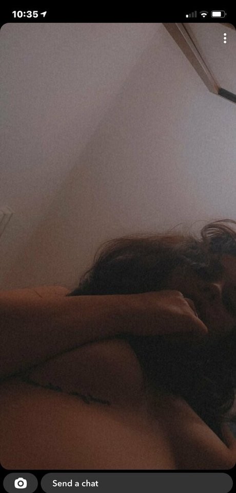 rizzaboo pornstar naked photo