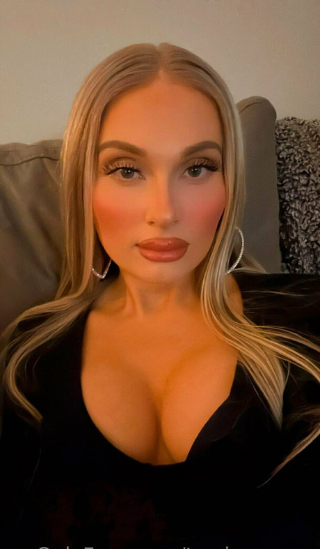 shemale cumshot onlyfans free sex pic