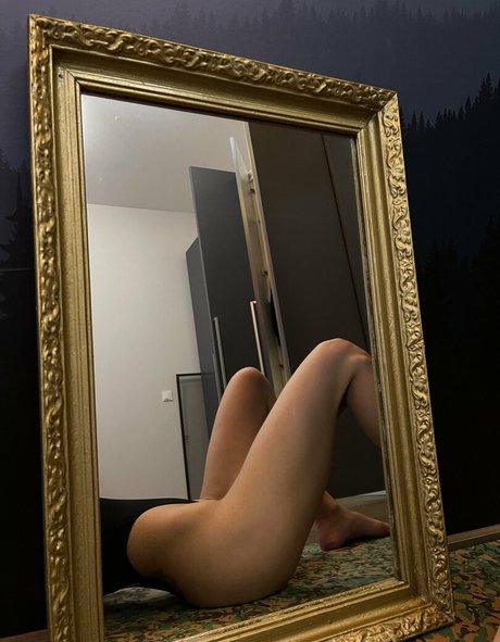 Justkingreal star erotic photos