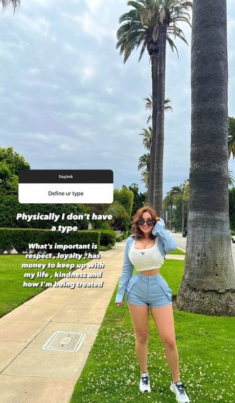 petite wife onlyfans sexy picture