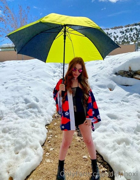 delphoxi exclusive pornstar picture