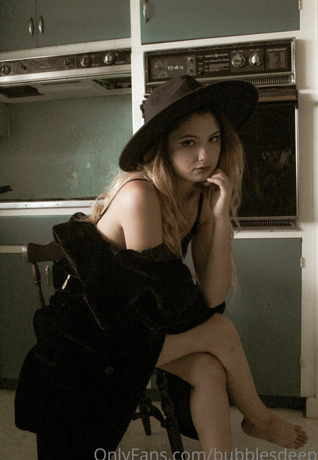 bubblesdeep nice model images