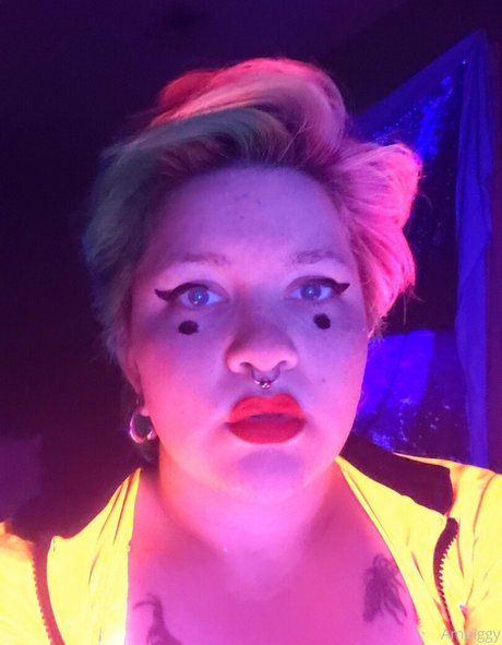 pumpka booty high quality actress galleries