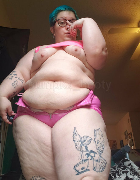 pumpka booty hot model images