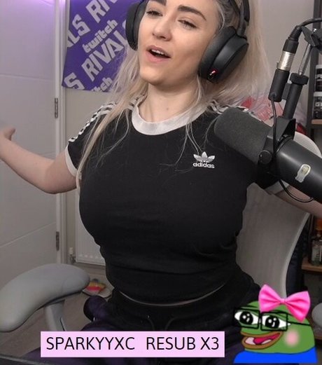 asian teen onlyfans perfect pic