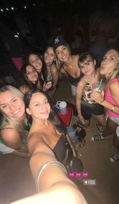 BustyAna best star image