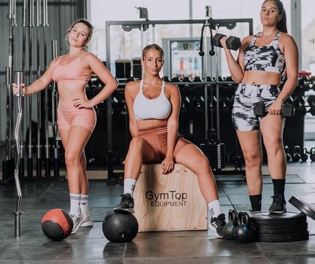 hairy legs onlyfans nude pics