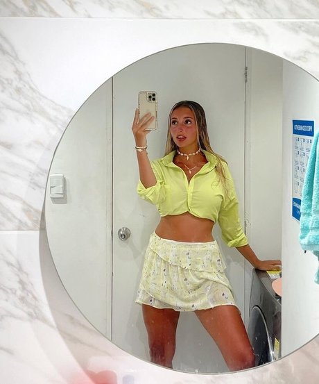 BustyAna best actress gallery