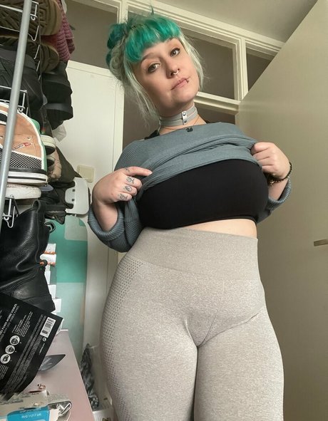 milf strip onlyfans exclusive pictures