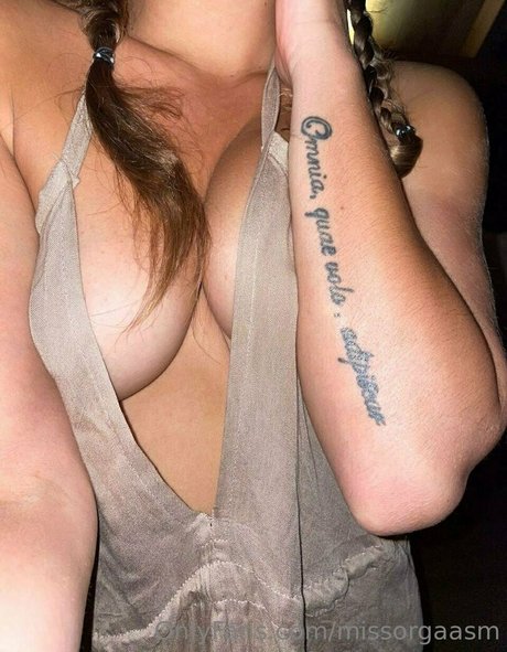 whore wife onlyfans top images