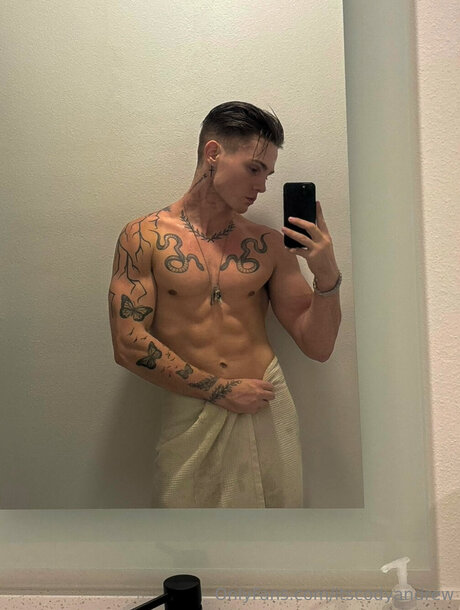 itscodyandrew xxx pornstar image