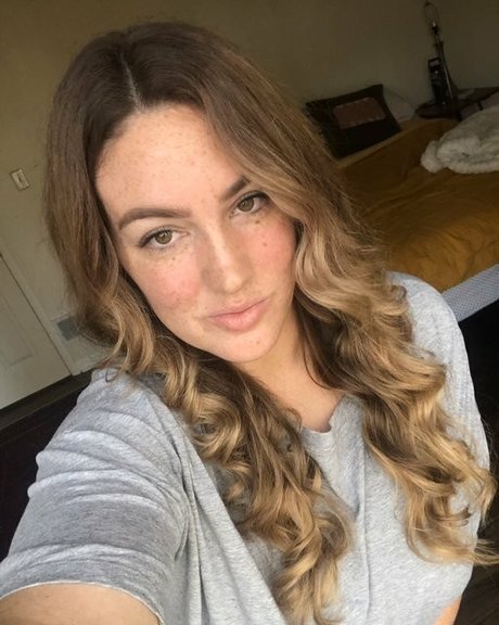 young teen onlyfans perfect image