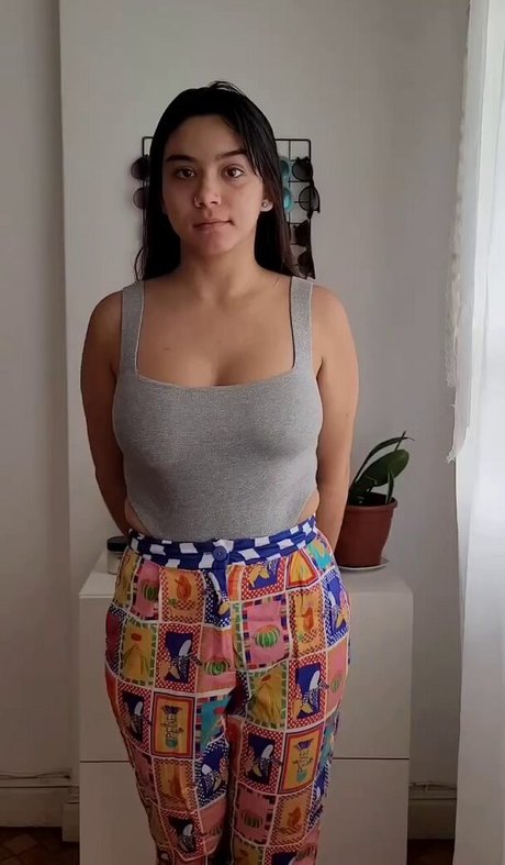 Bella Barp star high quality gallery