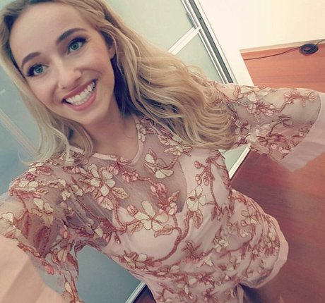 blonde cougar onlyfans hd gallery