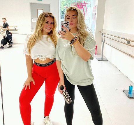 milf strip onlyfans nude photo