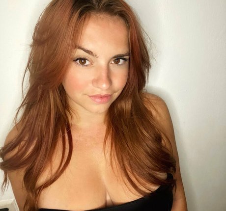 amateur wife onlyfans sexy pic