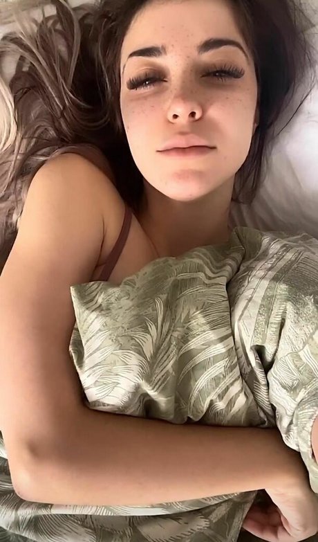 shemale cum in mouth onlyfans beautiful nude picture